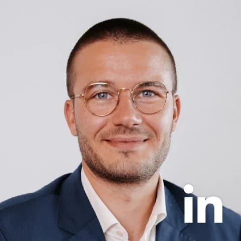 Christopher Schmidt-Horster - Manager Sourcing, Executive Assistant